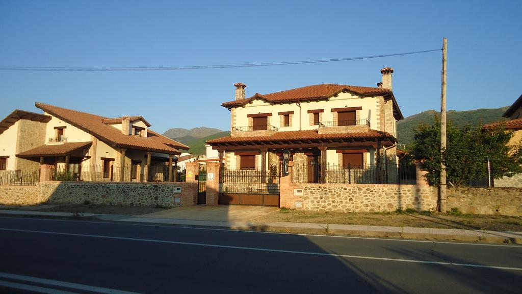 Casas Rurales El Caminante Aldeanueva del Camino Kültér fotó